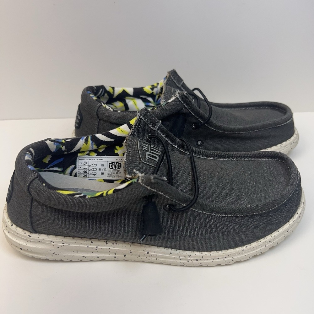HEY DUDE Wally Stretch Canvas Slip On Shoes Casual Comfort Men's 7/W9 Black - Picture 3 of 10